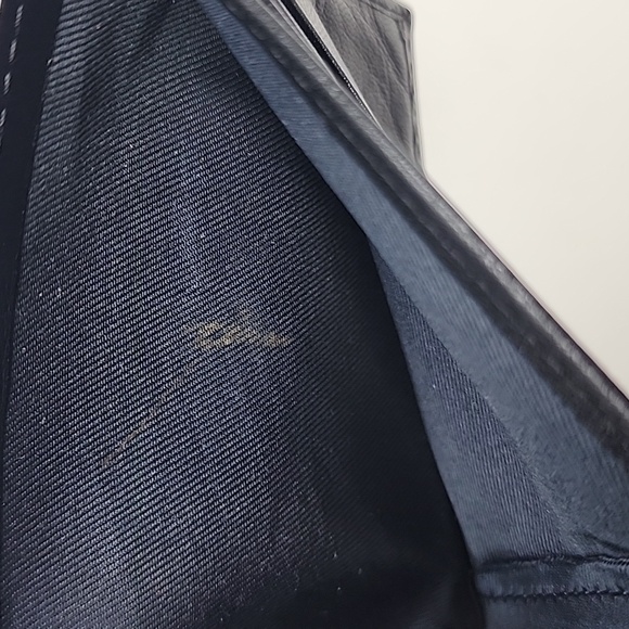 Tommy Hilfiger Black Leather RFID Protection Wallet - Picture 8 of 11